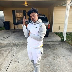 Meet your Posher, Darrell